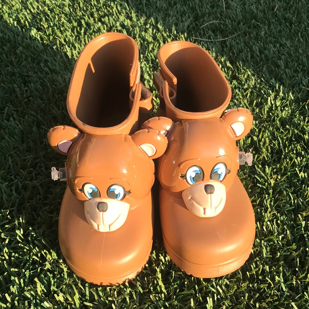 Mini Melissa Brown Monkey boots size 9 NWOB